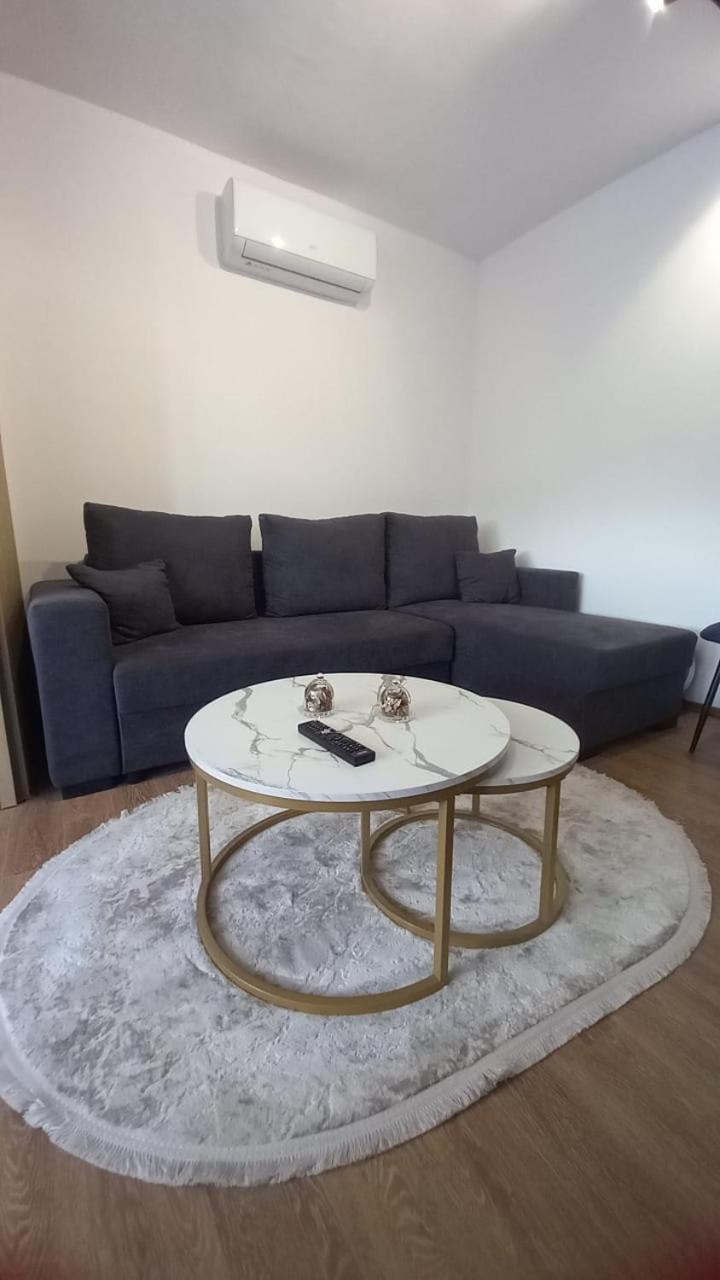 Apartment Kraja Shkoder Ngoại thất bức ảnh